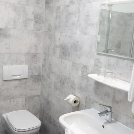 Plaza Nord Hotel 3*